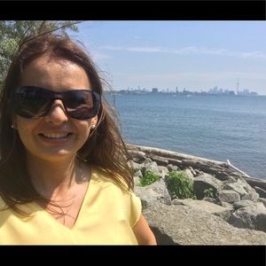 Meet your Posher, Hilda